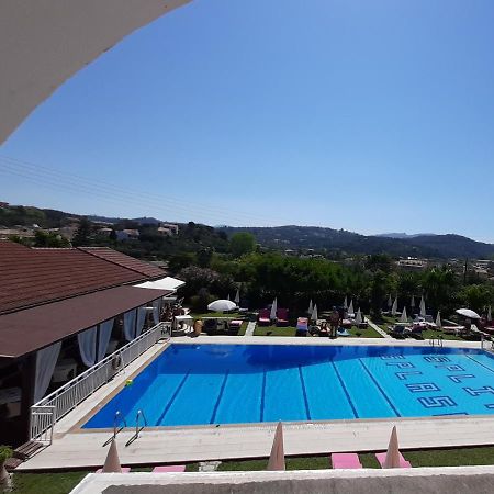 ארילס Eleni Apartments מראה חיצוני תמונה