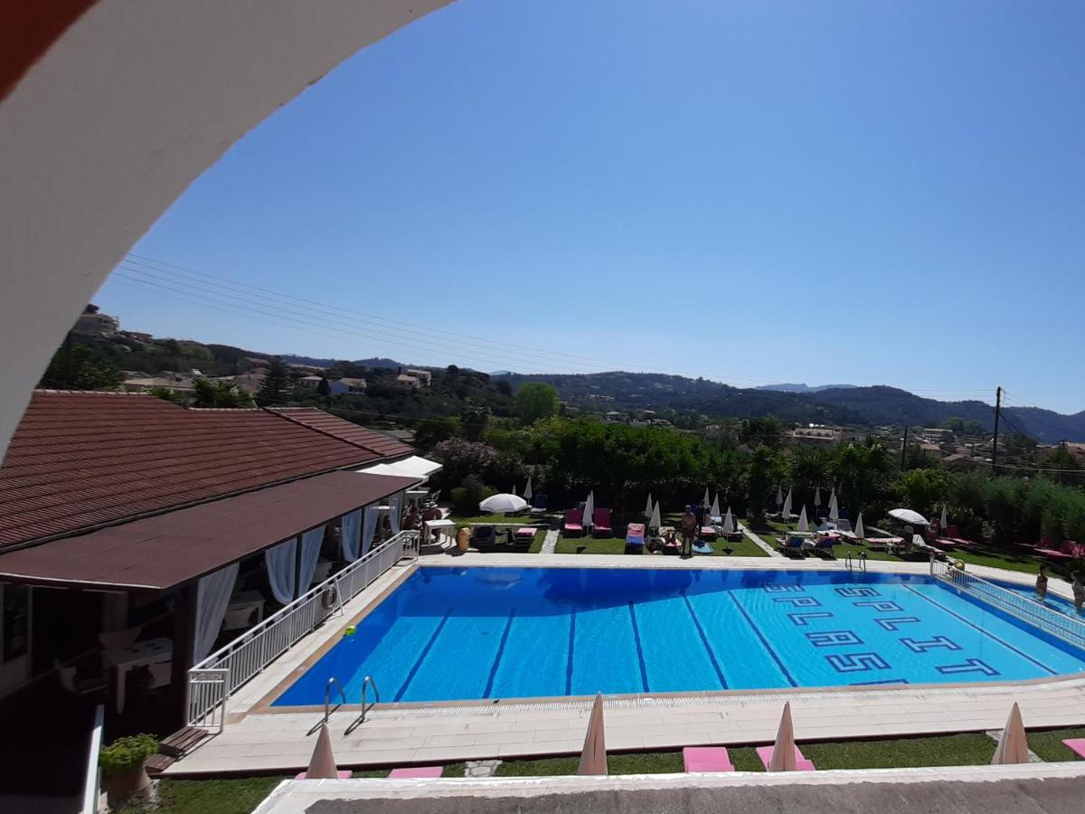 ארילס Eleni Apartments מראה חיצוני תמונה