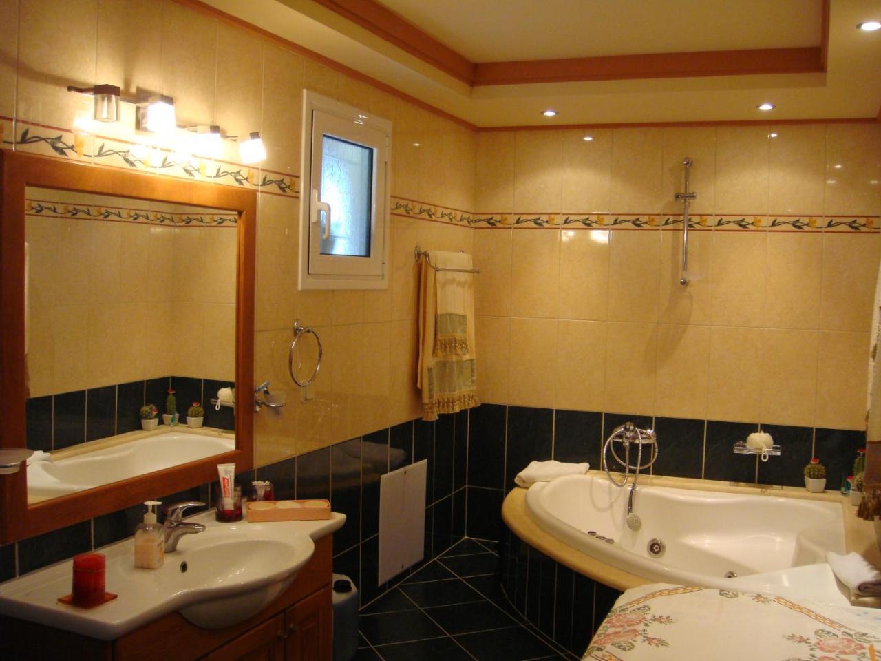 ארילס Eleni Apartments מראה חיצוני תמונה